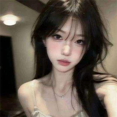 艳女新装